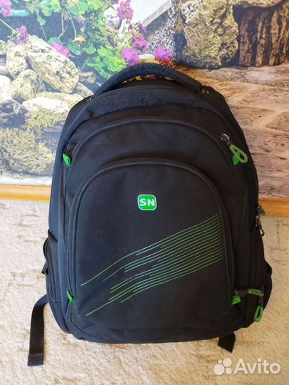 Портфель рюкзак школьный