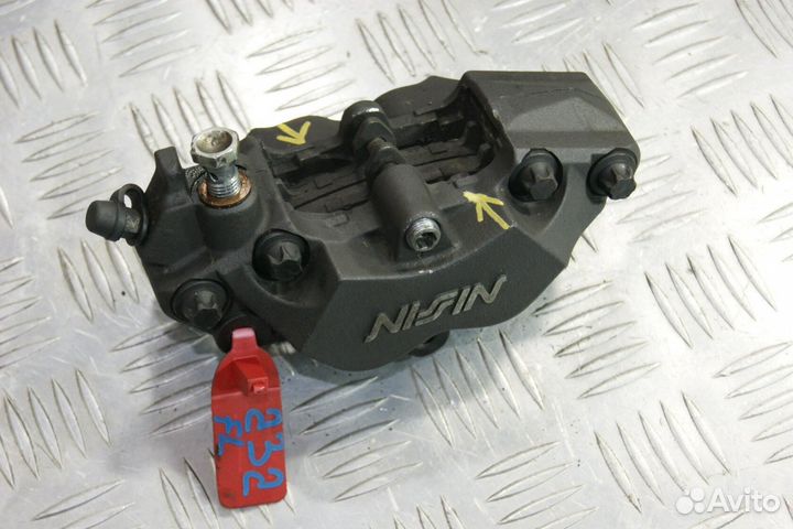 Суппорт передний левый Honda CBR900RR, 919, SC33