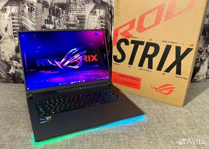 Asus ROG G18 i7 13650HX / RTX 4070 / 32GB / 1TB