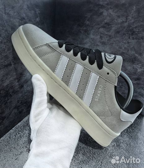 Adidas Campus