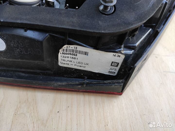 Фонарь задний внутренний LED диодный Astra J GTC