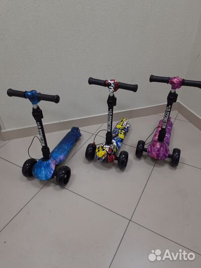 Детский трехколесный электросамокат