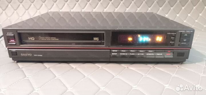 Видеомагнитофон sanyo