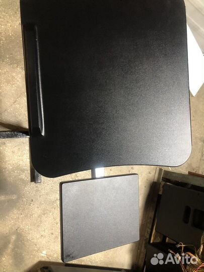 Стойка, проектор, ноутбук