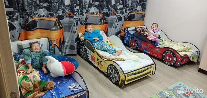 Кровать машинка детская