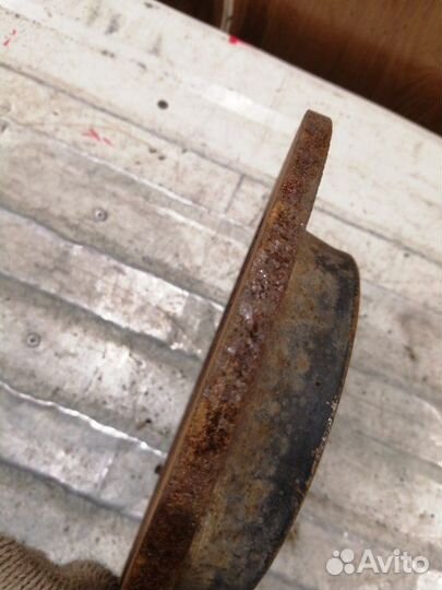 Тормозной диск задний левый Kia Rio седан G4FA 1