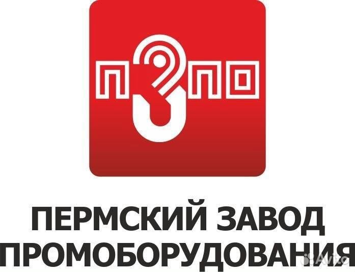 Водитель грузового автомобиля с прицепом