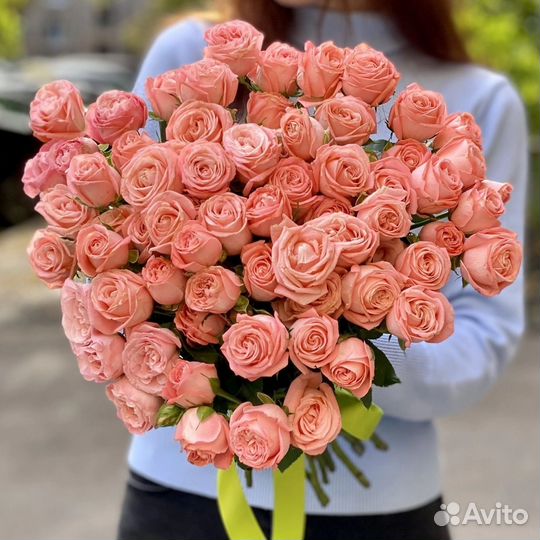 Роза кустовая 60 см