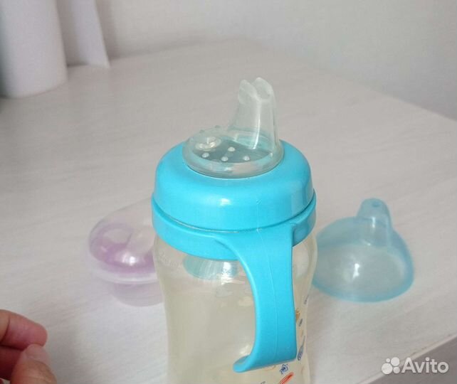 Бутылочка поильник и соски пустышки avent chicco