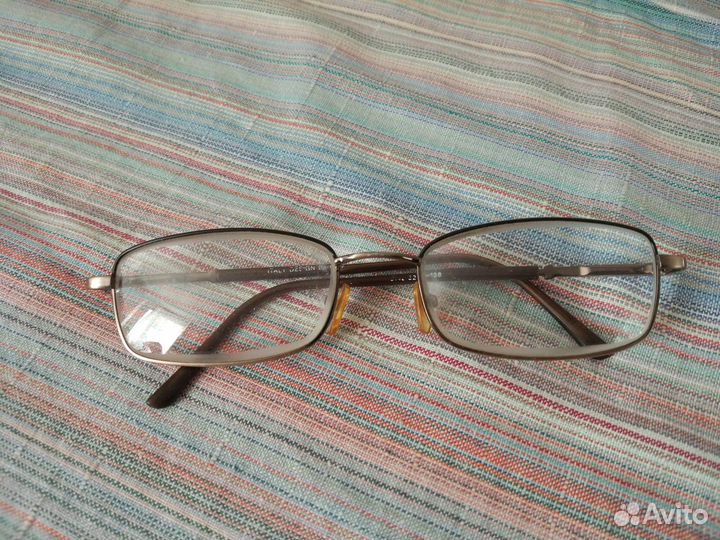 Мужские очки, хор. состояние (для дальнозорких)