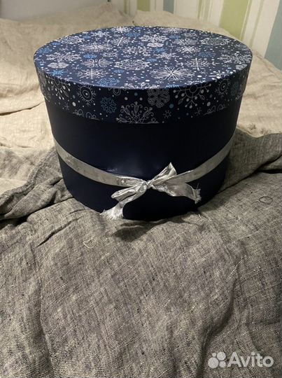 Подарочные коробки