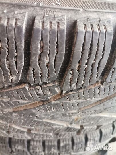 Nokian Tyres Hakkapeliitta R2 SUV 215/65 R16 102