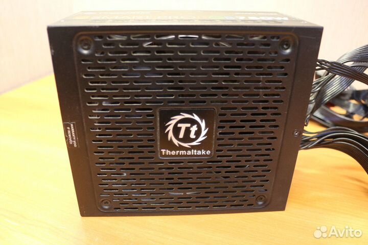 Блок питания Thermaltake SMART PRO RGB 750W