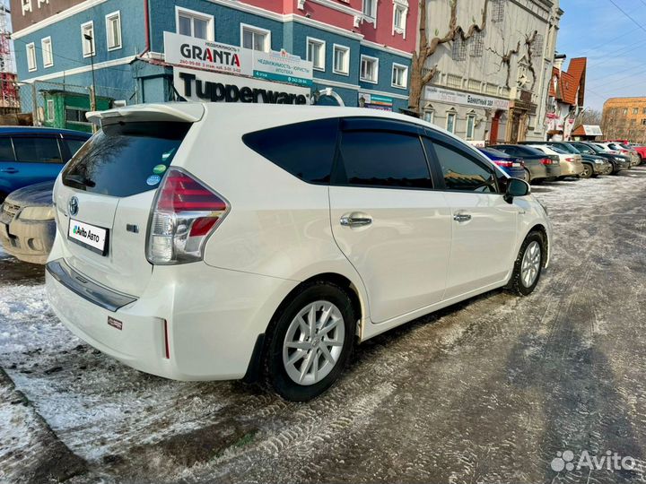 Toyota Prius Alpha 1.8 CVT, 2019, 110 628 км