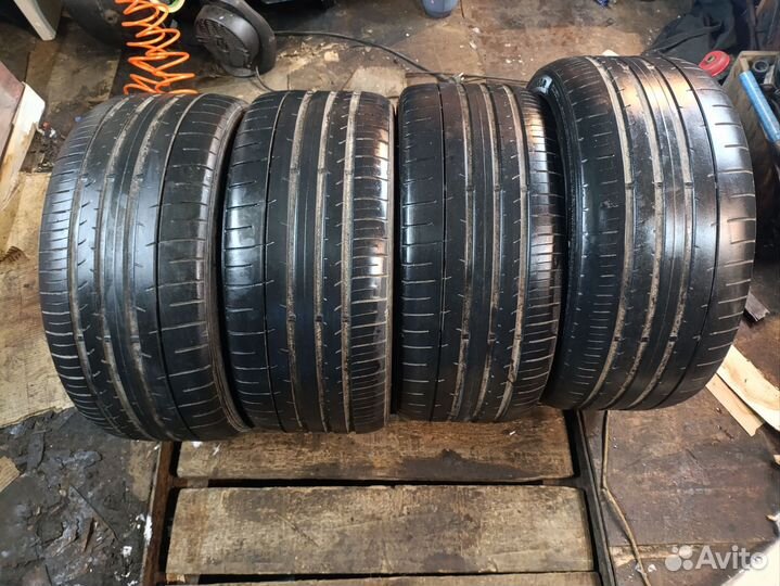 Dunlop SP Sport Maxx 050+ 245/40 R18