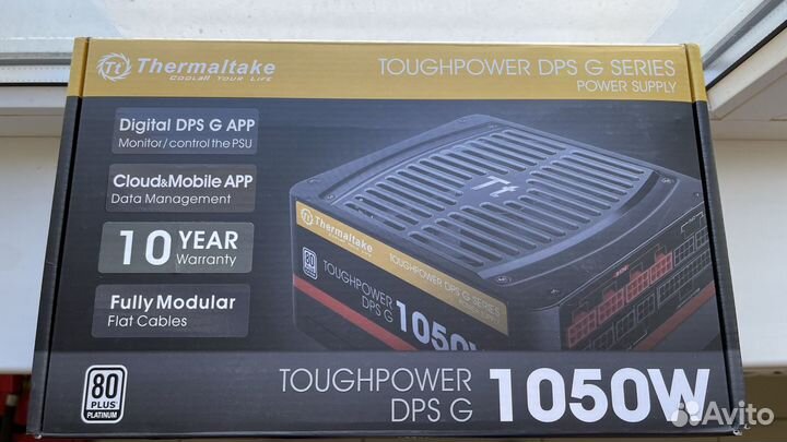Блок питания Thermaltake 1050 W Platinum