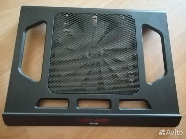 Подставка с охлаждением для ноутбука