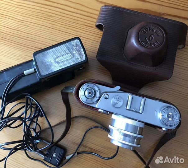 Фотоаппарат с фотовспышкой Zorki-6