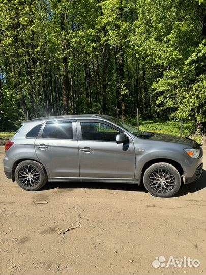 Mitsubishi ASX 1.6 МТ, 2010, 280 000 км