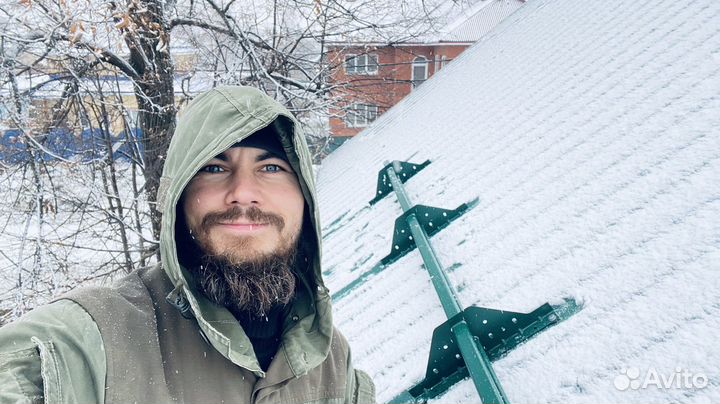 Монтаж снегозадержателей Зимой