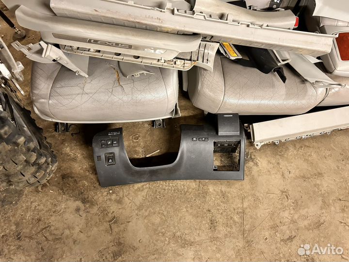 Салон Lexus RX 350 2009-2013