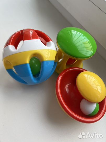 Набор из трех погремушек для малышей