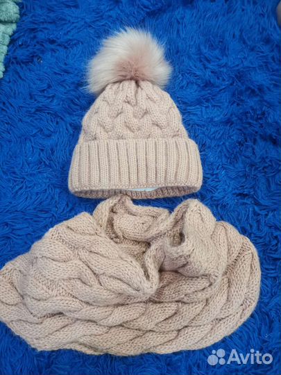 Комплект шапка и снуд