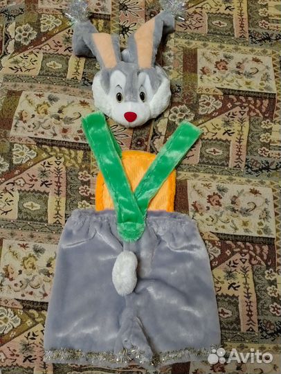 Карнавальный костюм зайчика 104р-р
