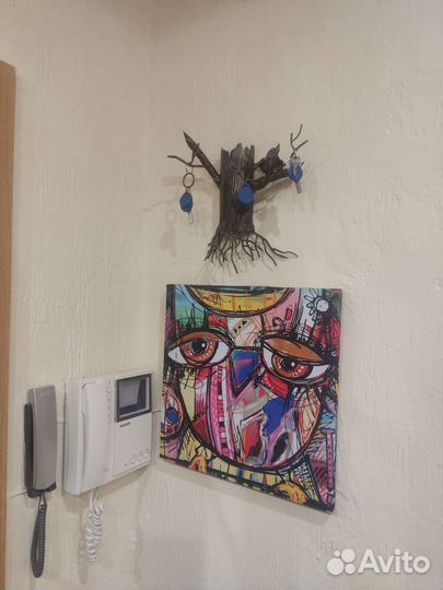 Ключница настенная металлическая