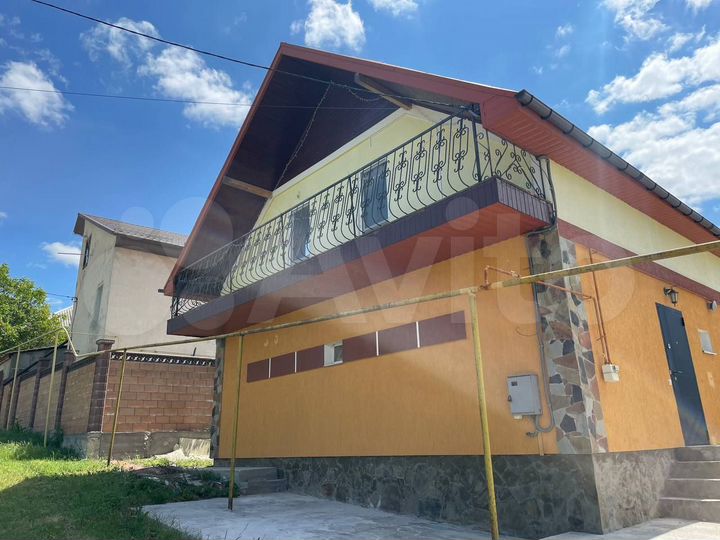 Дом 146 м² на участке 5 сот.