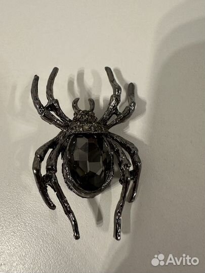 Брошь «Жук носорог»