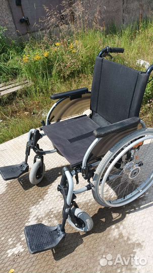 Инвалидное кресло