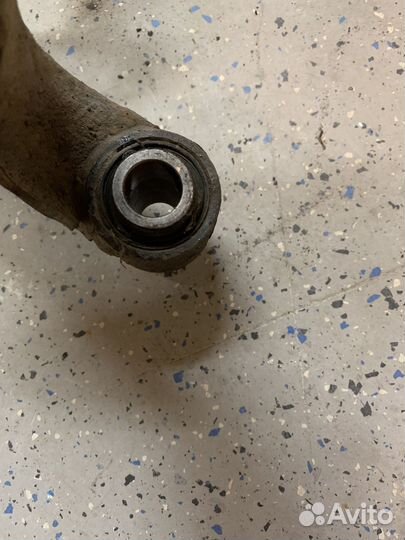 Рычаг подвески Nissan Primera p12