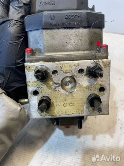 Блок ABS Volkswagen Passat B5 1999г