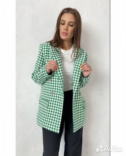 Пиджак женский 48 размер