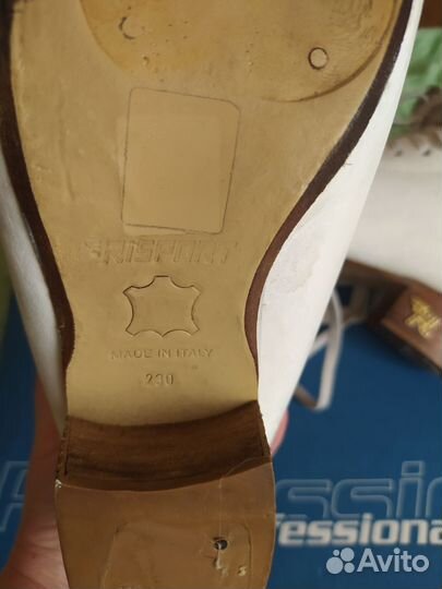 Коньки (ботинки) фигурные Risport RF3 pro