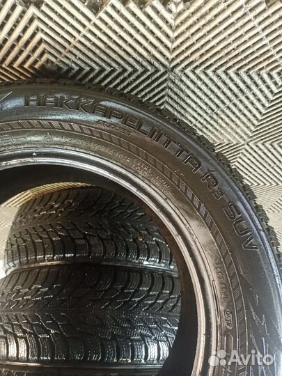 Nokian Tyres Hakkapeliitta R3 SUV 235/60 R18 107R