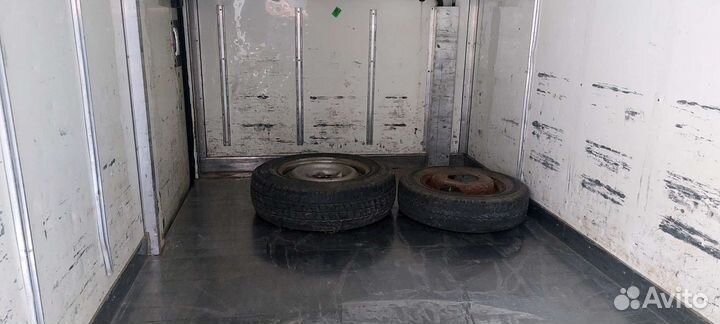 Toyota Dyna изотермический, 2001