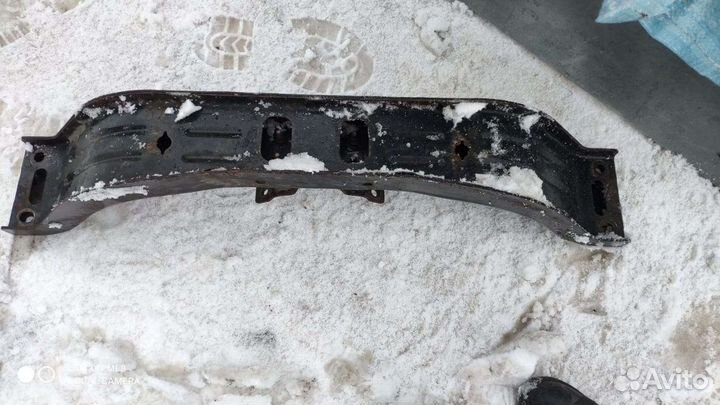 Hyundai grand starex балка подмоторная