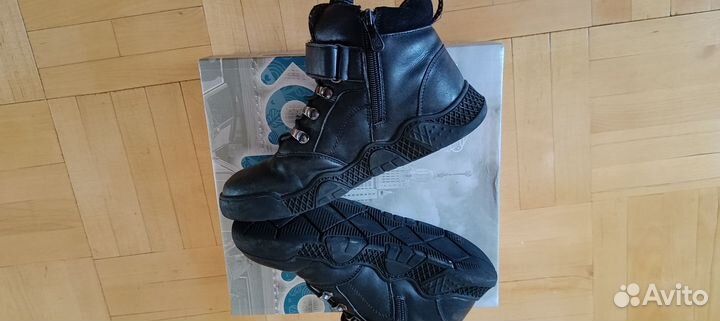 Ботинки детские