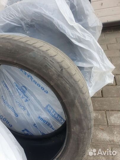 Pirelli P Zero SUV 295/40 R21