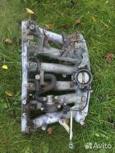 Датчик заслонки А2015404245 w124 w201 m103 m104