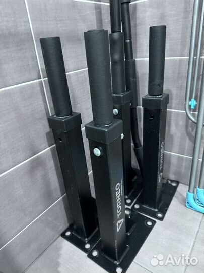 Турник настенный с брусьями