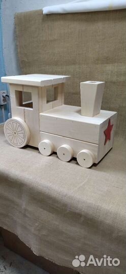 Кашпо для цветов паровоз