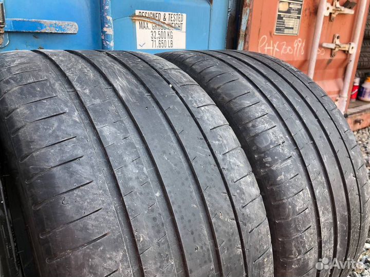 Michelin Pilot Super Sport 255/45 R19 и 285/40 R19
