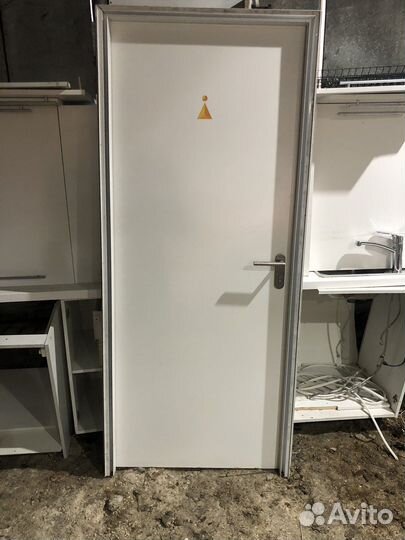 Межкомнатные двери бу с алюминиевой коробкой