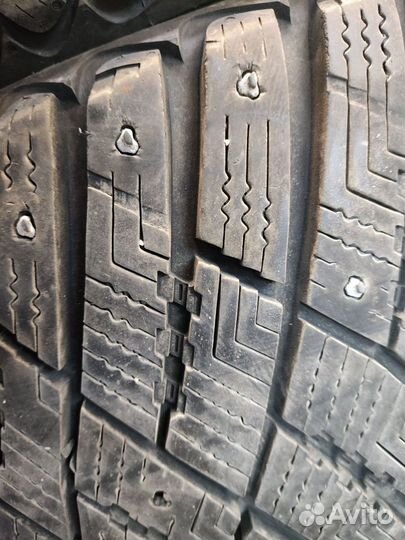 Goodyear Ultragrip Ice Arctic 225/55 R16