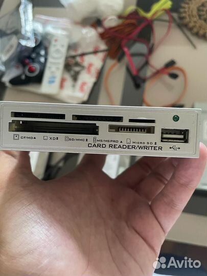 Card reader