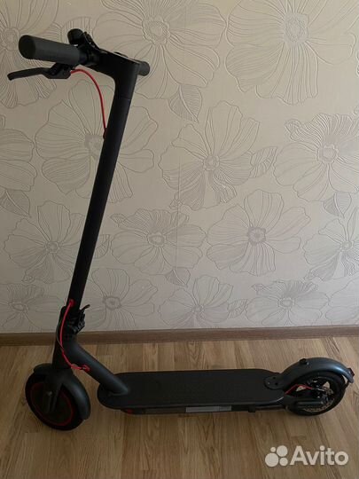 Электросамокат xiaomi m365 pro