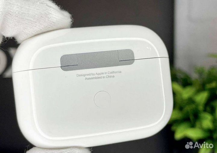 Беспроводные наушники AirPods +чехол в подарок